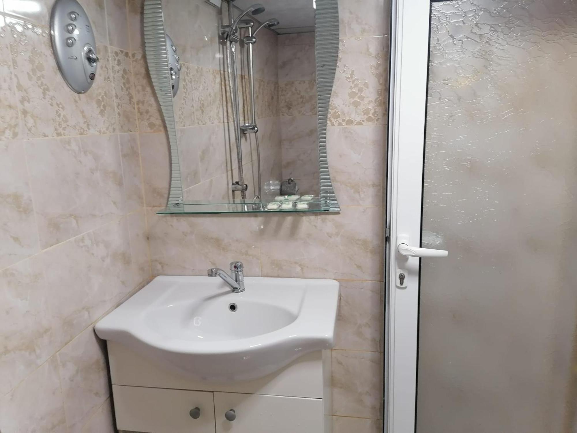 Appartement Апартамемт 3 Места С Кухня С Дворче à Vratsa Extérieur photo